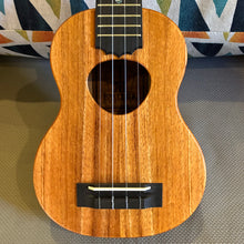Load image into Gallery viewer, KoAloha KSM-10 Soprano Ukulele #2605211
