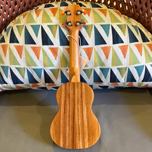 Load image into Gallery viewer, KoAloha KSM-10 Soprano Ukulele #2605211
