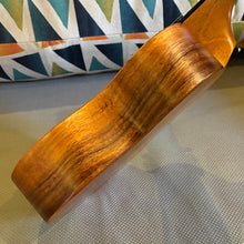 Load image into Gallery viewer, KoAloha KSM-10 Soprano Ukulele #2605211
