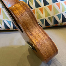 Load image into Gallery viewer, KoAloha KTM-00 Tenor Ukulele #2601071
