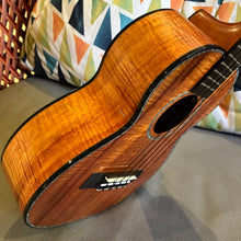 Load image into Gallery viewer, Kamaka HF-3D2 Tenor Ukulele Abalone Deluxe #241418
