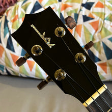 Load image into Gallery viewer, Kamaka HF-3D2 Tenor Ukulele Abalone Deluxe #241418
