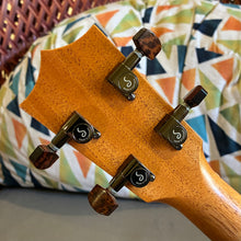 Load image into Gallery viewer, Kamaka HB-3 Curly Koa Tenor Bell-Shape Ukulele #260119

