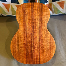 Load image into Gallery viewer, Kamaka HF-2I Emop Concert Slotted Head Ukulele #250707
