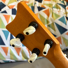 Load image into Gallery viewer, Kamaka HF-2 Concert Ukulele #250862
