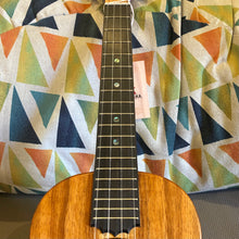 Load image into Gallery viewer, KoAloha KTM-10 Tenor Ukulele #2606223
