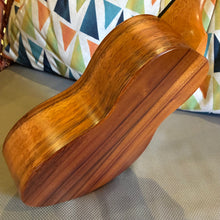Load image into Gallery viewer, KoAloha KTM-10 Tenor Ukulele #2607011
