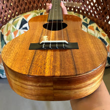 Load image into Gallery viewer, KoAloha KTM-00 Tenor Ukulele #2607041
