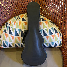 Load image into Gallery viewer, KoAloha KCM-10 Concert Ukulele #2601311
