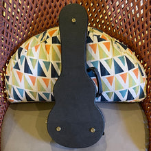 Load image into Gallery viewer, KoAloha KCM-10 Concert Ukulele #2601311
