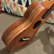 Load image into Gallery viewer, KoAloha KCM-10 Concert Ukulele #2607235
