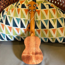 Load image into Gallery viewer, KoAloha KSM-10 Soprano Ukulele #2607233
