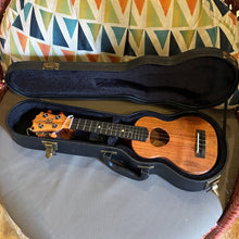 Load image into Gallery viewer, KoAloha KSM-10 Soprano Ukulele #2607233
