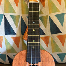 Load image into Gallery viewer, KoAloha KSM-10 Soprano Ukulele #2607232

