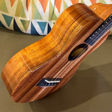 Load image into Gallery viewer, KoAloha KCM-00 Concert Ukulele #2607012
