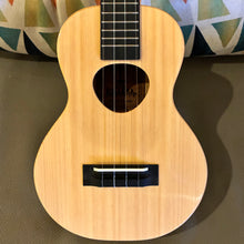 Load image into Gallery viewer, KoAloha KCM-00 SPECIAL ISSUE Concert Ukulele #2607236
