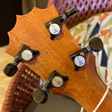 Load image into Gallery viewer, KoAloha KCM-00 SPECIAL ISSUE Concert Ukulele #2607236
