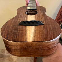 Load image into Gallery viewer, Kanile'a K-1 C Concert Pro Ukulele #0626-30007
