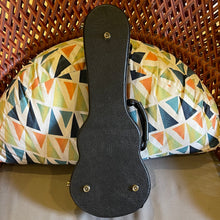 Load image into Gallery viewer, KoAloha KSM-00 Soprano Ukulele #2602241
