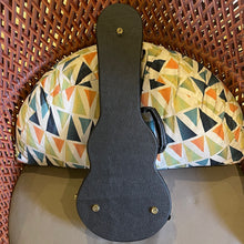 Load image into Gallery viewer, KoAloha KCM-10 Concert Ukulele #2603011
