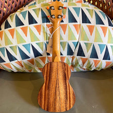 Load image into Gallery viewer, KoAloha KSM-10 Soprano Ukulele #2603191

