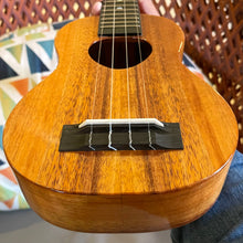 Load image into Gallery viewer, KoAloha KSM-00 Soprano Ukulele #2603193
