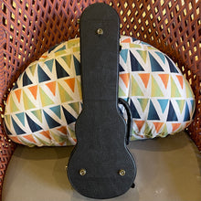 Load image into Gallery viewer, KoAloha KSM-10 Soprano Ukulele #2603191
