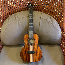 Load image into Gallery viewer, Kanile&#39;a 25th Maile Tenor Ukulele #28157
