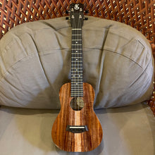 Load image into Gallery viewer, Kanile&#39;a K-1 C Concert Ukulele #28275
