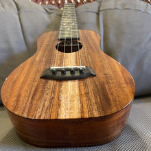 Load image into Gallery viewer, Kanile&#39;a K-1 C Concert Ukulele #28275
