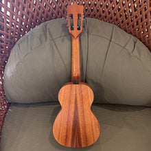 Load image into Gallery viewer, Kamaka HF-2I Concert Slotted Head Ukulele #231722
