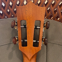 Load image into Gallery viewer, Kamaka HF-2I Concert Slotted Head Ukulele #231722
