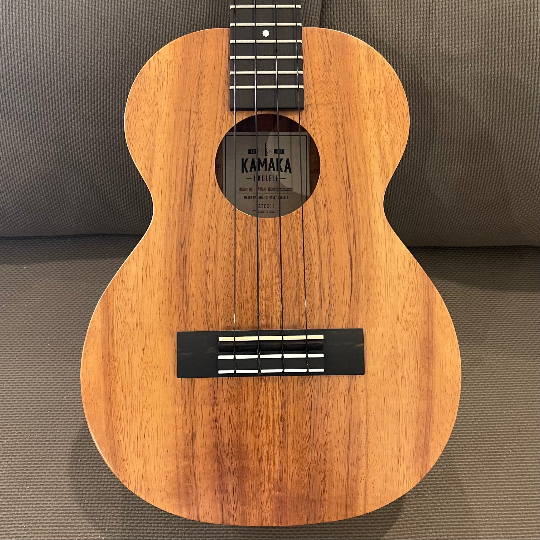 Kamaka HF-3i Emop Slotted-head Ebony Fretboard Tenor Ukulele 