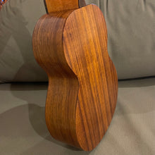 Load image into Gallery viewer, Kamaka HF-3 ABV Tenor Ukulele #240453
