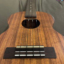 Load image into Gallery viewer, Kamaka HF-3 ABV Tenor Ukulele #240453
