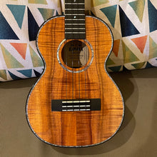 Load image into Gallery viewer, Kamaka HF-3D2I Tenor Ukulele Deluxe2 Slotted Head #240479
