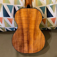 Load image into Gallery viewer, Kamaka HF-3D2I Tenor Ukulele Deluxe2 Slotted Head #240479
