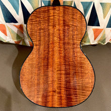 Load image into Gallery viewer, Kamaka HF-3D4i Jake Blue Deluxe Tenor Ukulele #240289
