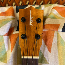 Load image into Gallery viewer, Kamaka HF-1L Soprano Long Neck Ukulele #231721
