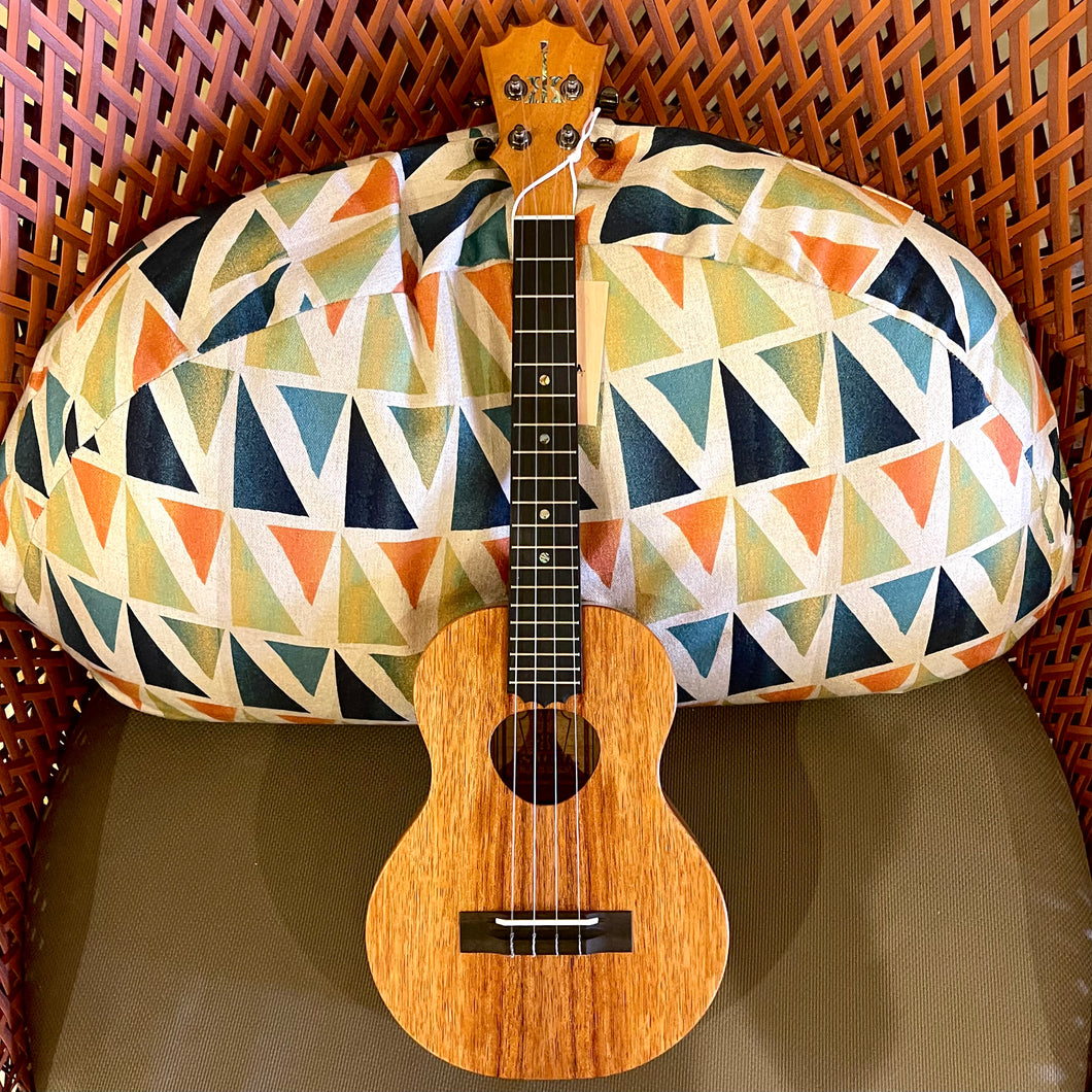 KoAloha KTM-10 Tenor Ukulele #2407192