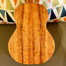 Load image into Gallery viewer, KoAloha KTM-10 Tenor Ukulele #2407192
