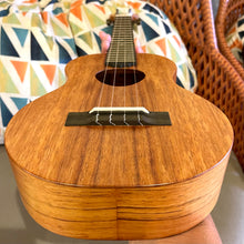 Load image into Gallery viewer, KoAloha KTM-10 Tenor Ukulele #2407192
