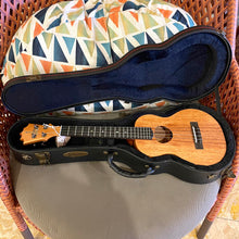 Load image into Gallery viewer, KoAloha KTM-10 Tenor Ukulele #2407192
