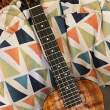 Load image into Gallery viewer, Kanileʻa DK T Premium Tenor Ukulele #0824-28544
