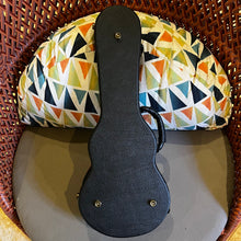 Load image into Gallery viewer, KoAloha KCM-00MG Concert Ukulele Mango #2506064
