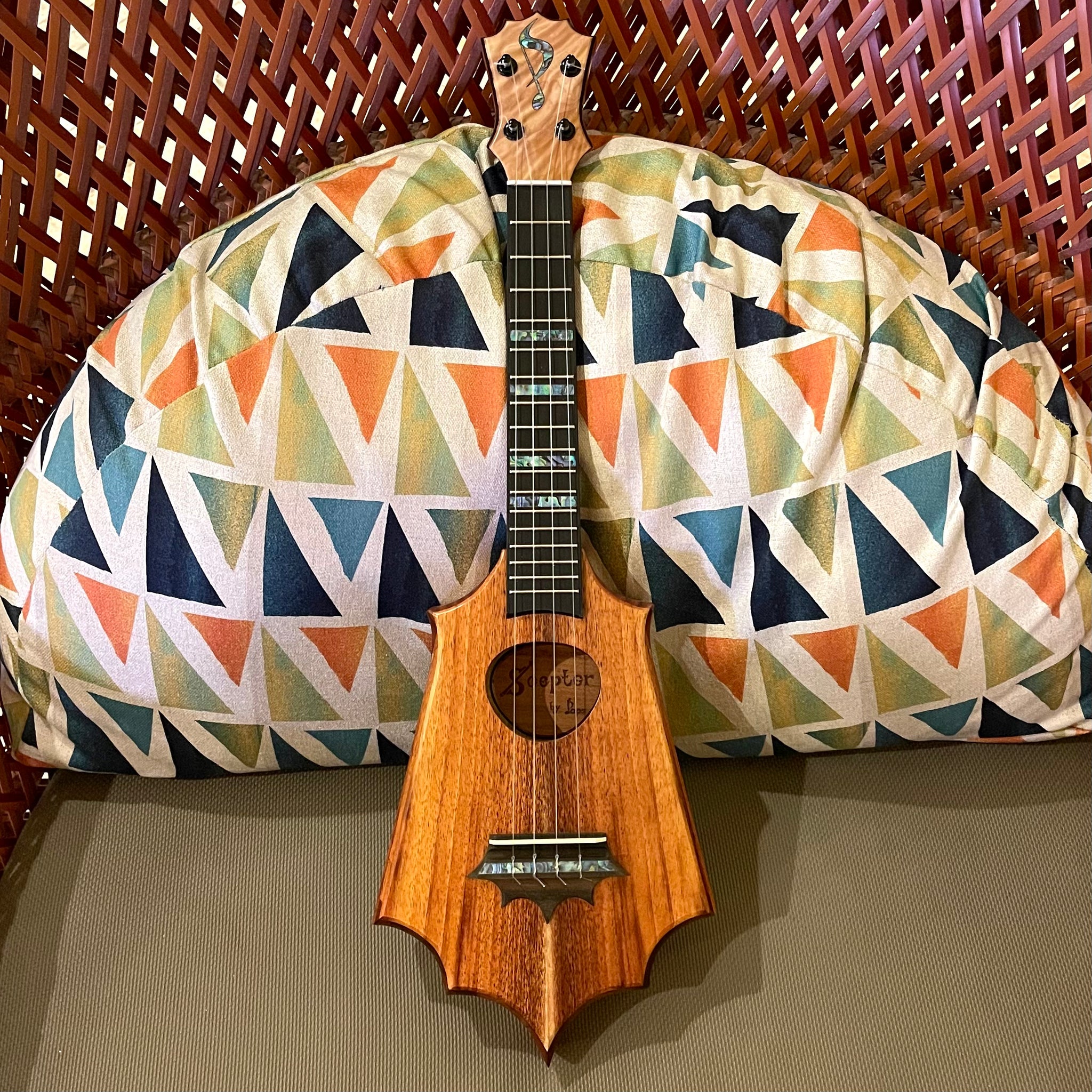 Pop's Customs (Papa KoAloha) – Ukulele Puapua