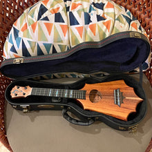 Load image into Gallery viewer, Pop&#39;s Customs KCS-07 Sceptre Ukulele Concert #2407291
