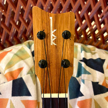 Load image into Gallery viewer, Kamaka HF-2 Concert Ukulele #231266
