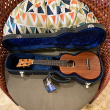 Load image into Gallery viewer, Kamaka HF-2 Concert Ukulele #231266
