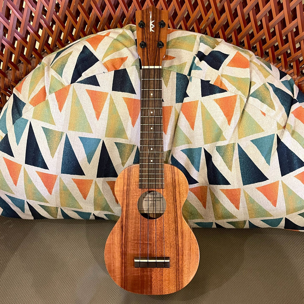 Kamaka HF-1 Soprano Ukulele #231654